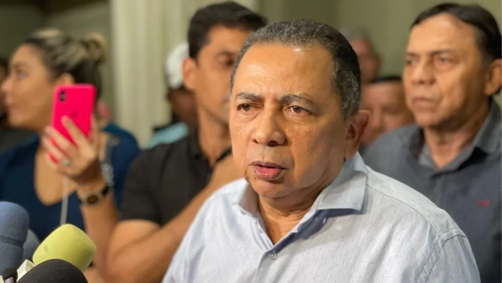 Prefeito de Rio Preto da Eva é investigado por gastos exorbitantes na Feira da Laranja