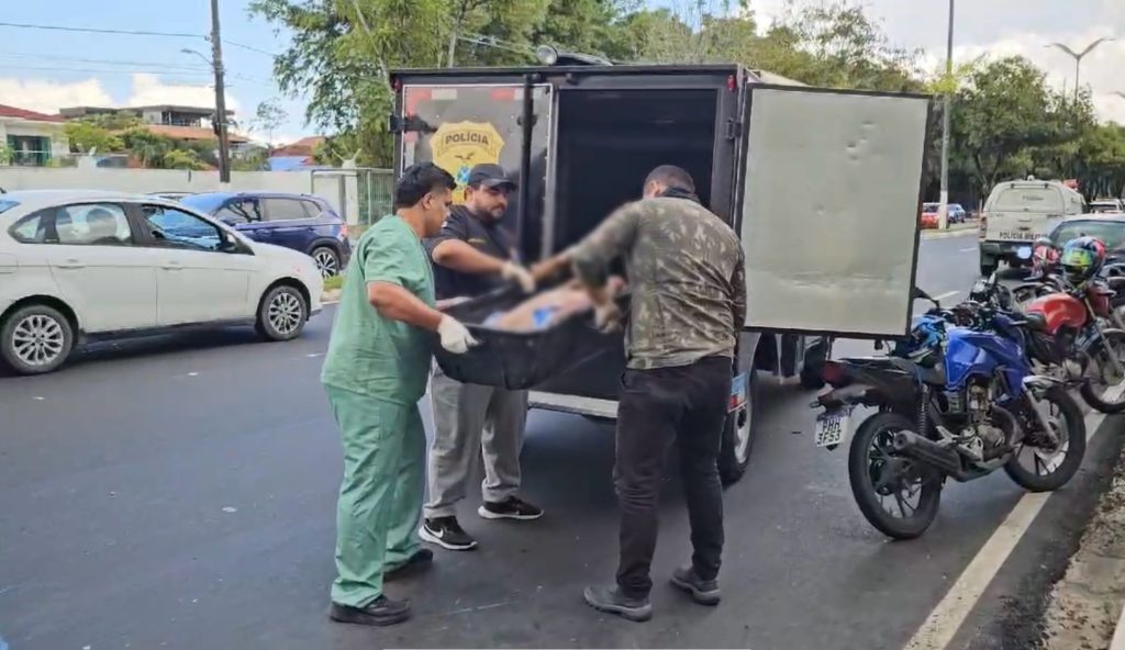 Homem morre atropelado por moto em Manaus enquanto fazia corrida no bairro Ponta Negra