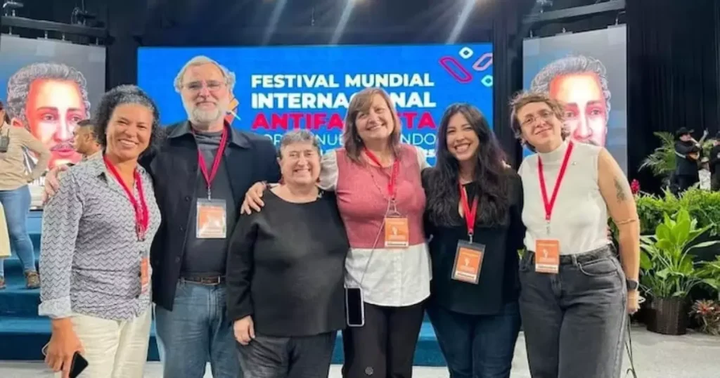 Comitiva do PT comparece à posse do ditador Nicolás Maduro na Venezuela; saiba quem foi