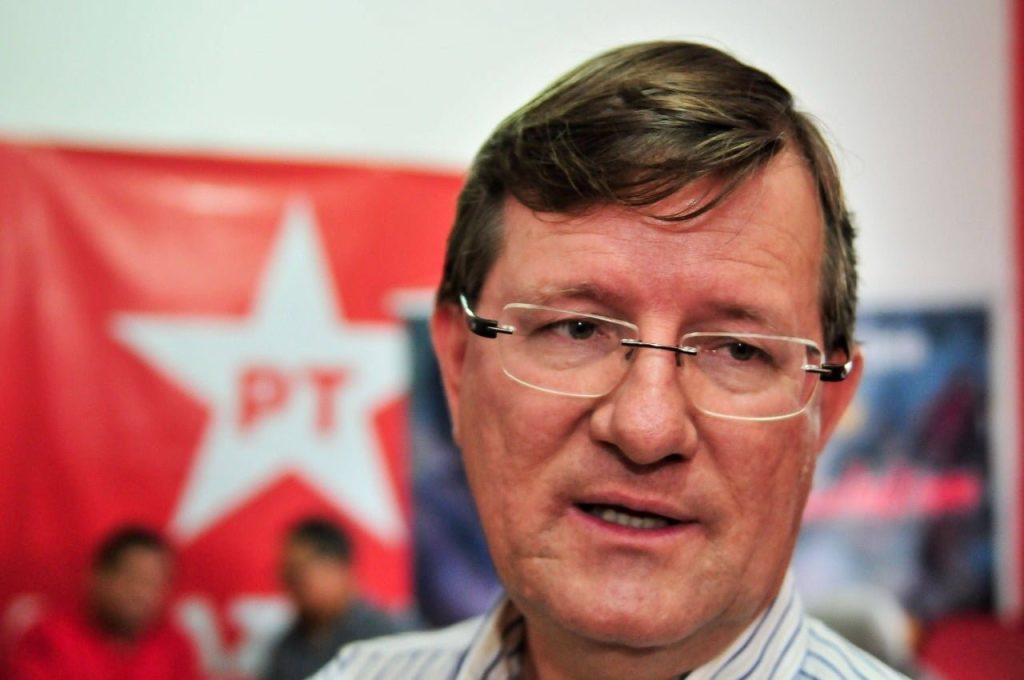 Zé Ricardo concorrer ao Senado em 2026