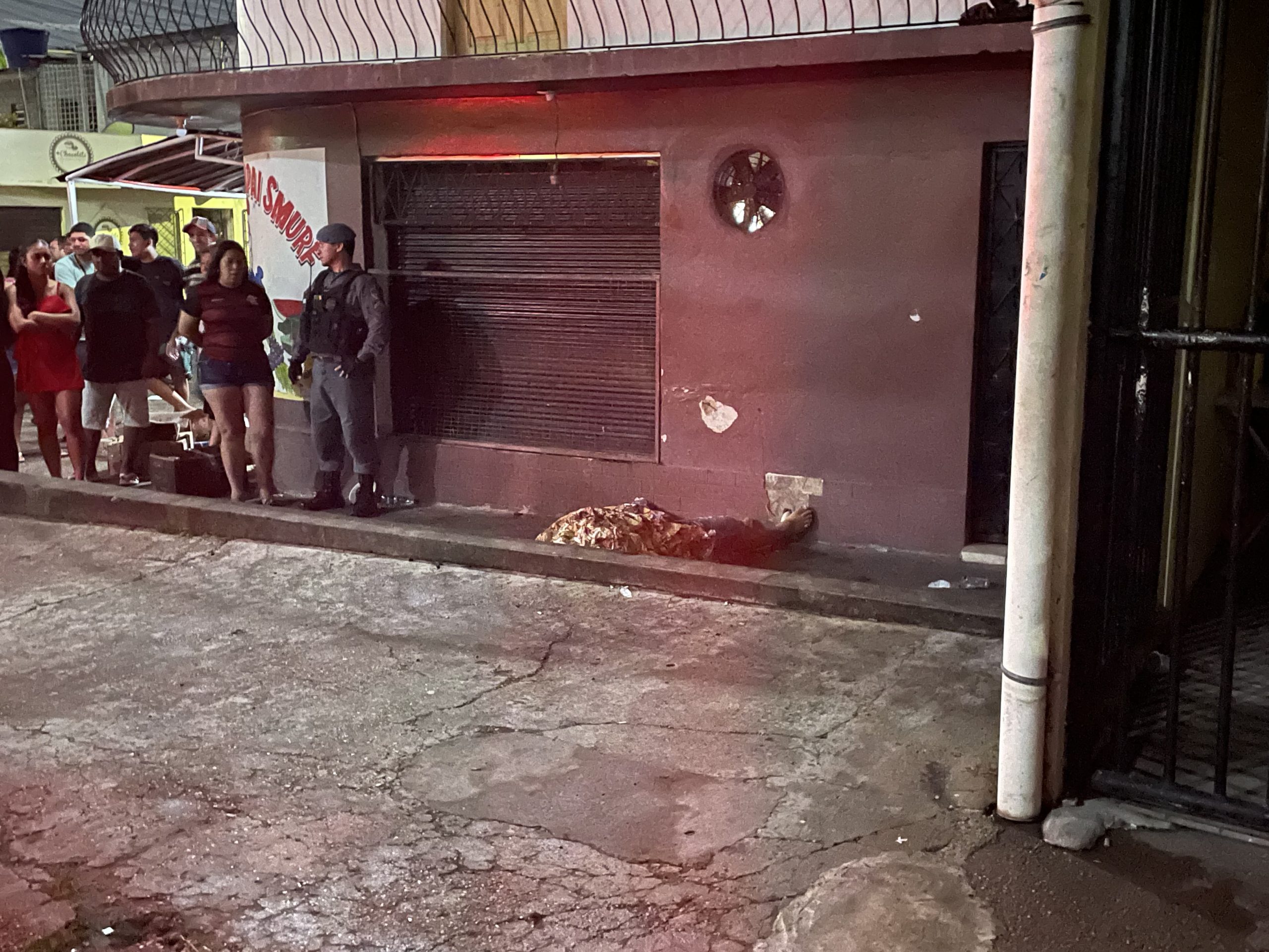  homem morto a tiros em Manaus