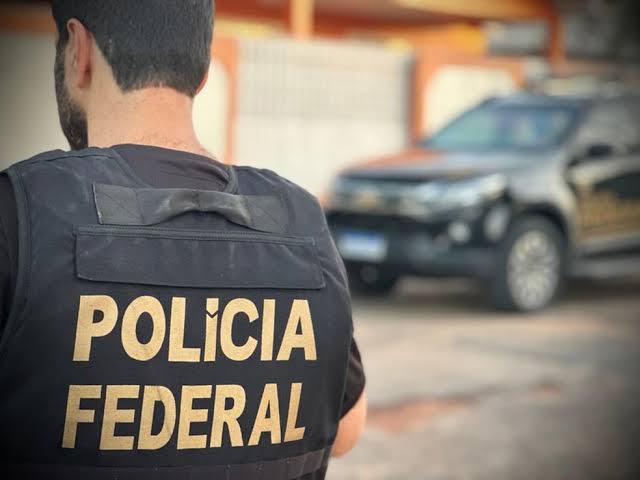 Moradores de condomínio em Manaus são surpreendidos com operação da Polícia Federal