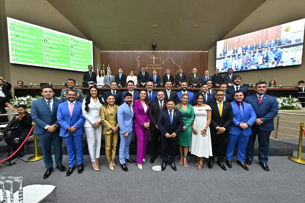 Deputados da Aleam gastaram mais de R$1 milhão do Cotão em janeiro de 2025