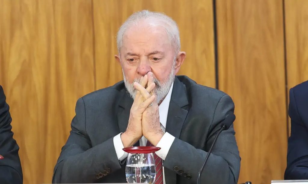 governo Lula amplia gastos com publicidade