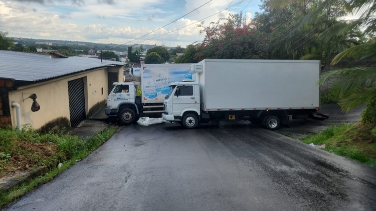caminhão com falha nos freios em Manaus