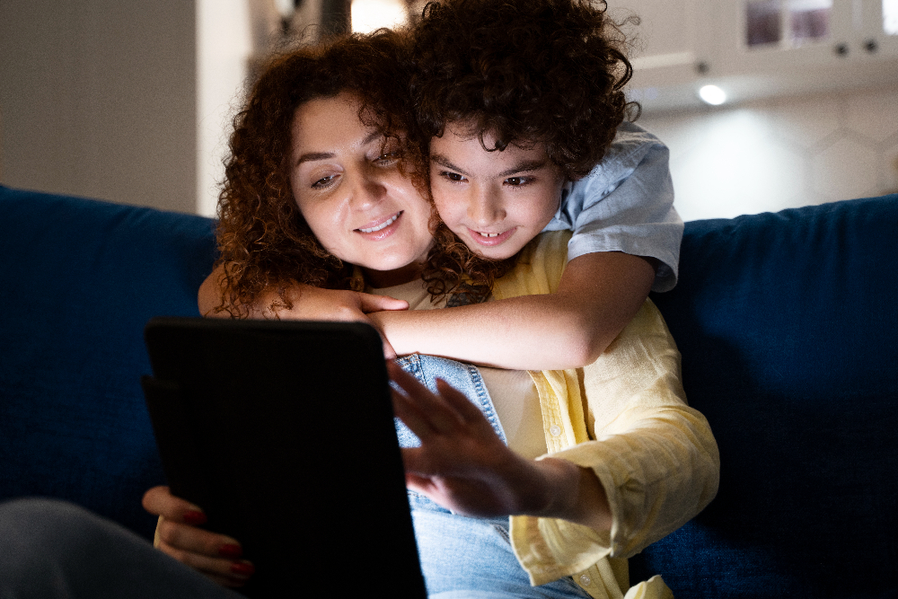 Como proteger seus filhos de perigos online