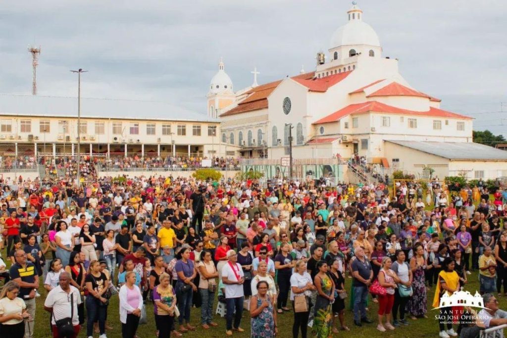 trânsito procissões Dia de São José Manaus