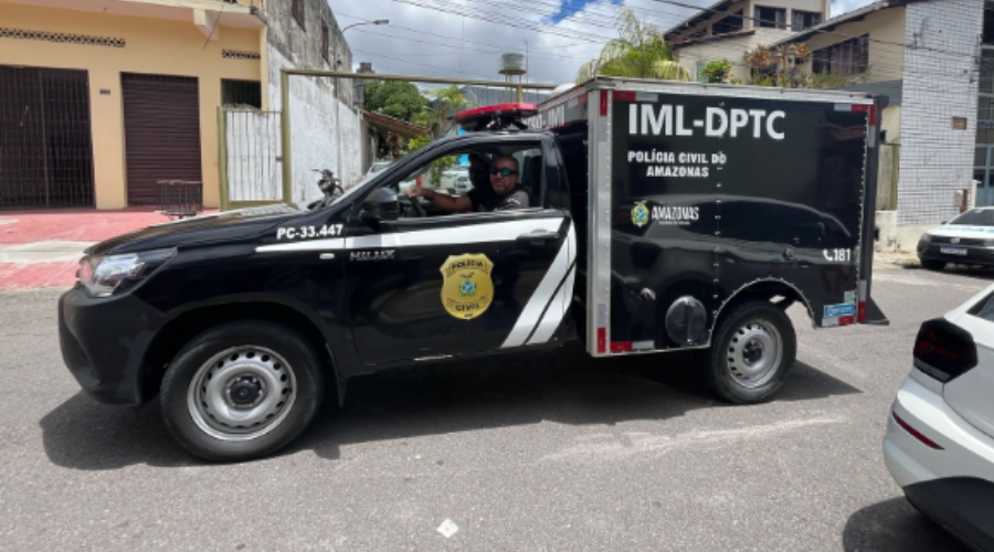 Irmã encontra dentista morto dentro de casa no Coroado em Manaus