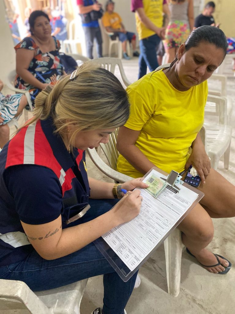 Prefeito de Manaus garante Auxílio-Aluguel e inclusão em programas habitacionais as famílias afetadas pelas chuvas