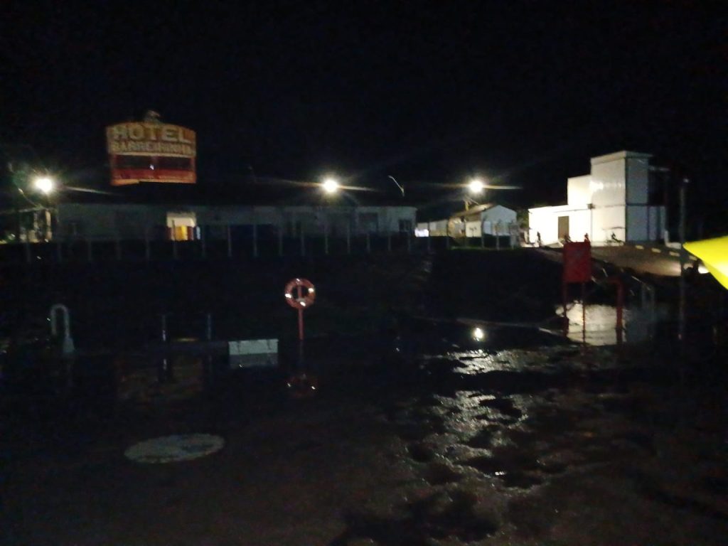 Serviços no porto de Barreirinha estão comprometidos após corte de energia elétrica