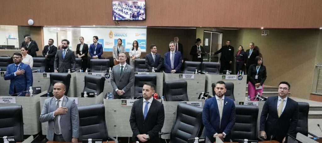 Vídeos 'Na urgência' CMM aprova tramitação do empréstimo de R$ 2,6 bilhões da prefeitura de Manaus