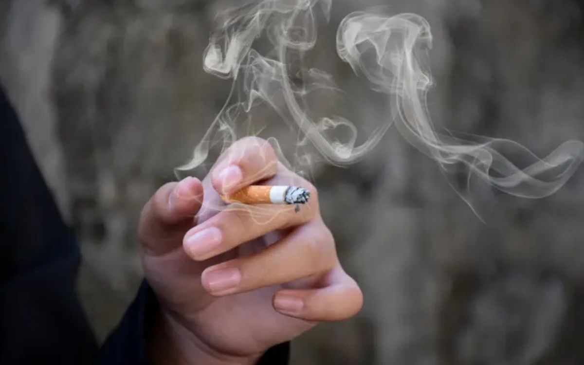 Estudo aponta que um cigarro tira 20 minutos de vida dos fumantes
