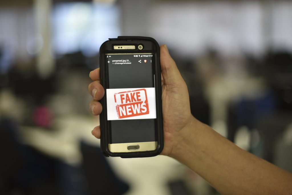 quadrilha fake news extorsão