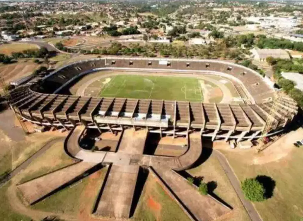 O OVNI do Morenão
