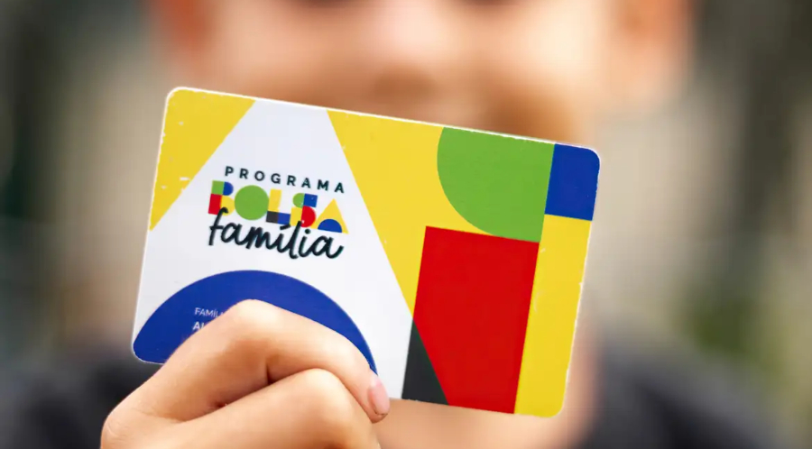 Beneficiários com NIS final 9 recebem pagamento do Bolsa Família nesta quinta-feira (29)