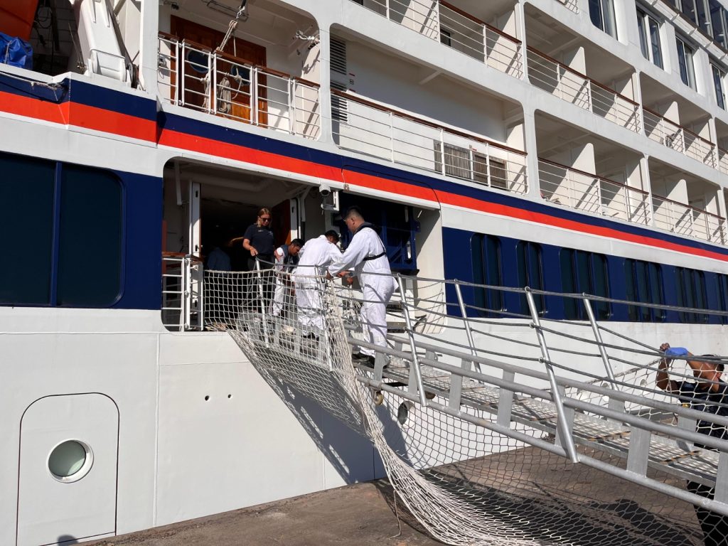 preparos Navio Hanseatic Nature chega em Manaus e encerra temporada de cruzeiros