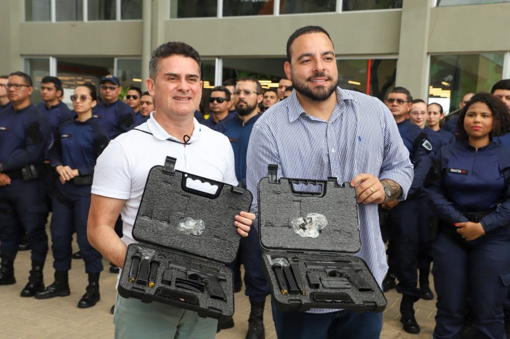 Prefeito David Almeida anuncia aquisição de mil armas e cria fundo inédito de segurança para Manaus