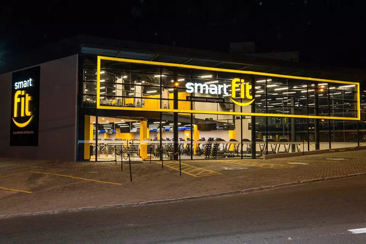 Quem é o dono da Smart Fit