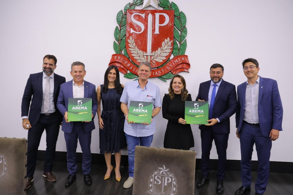 Wilson Lima, Tarcísio e Mauro Mendes defendem desenvolvimento sustentável da Amazônia durante congresso ambiental