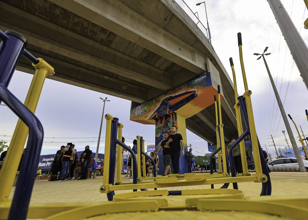 vandalismo furtos paralisam atividades esportivas Complexo Rei Pelé Manaus