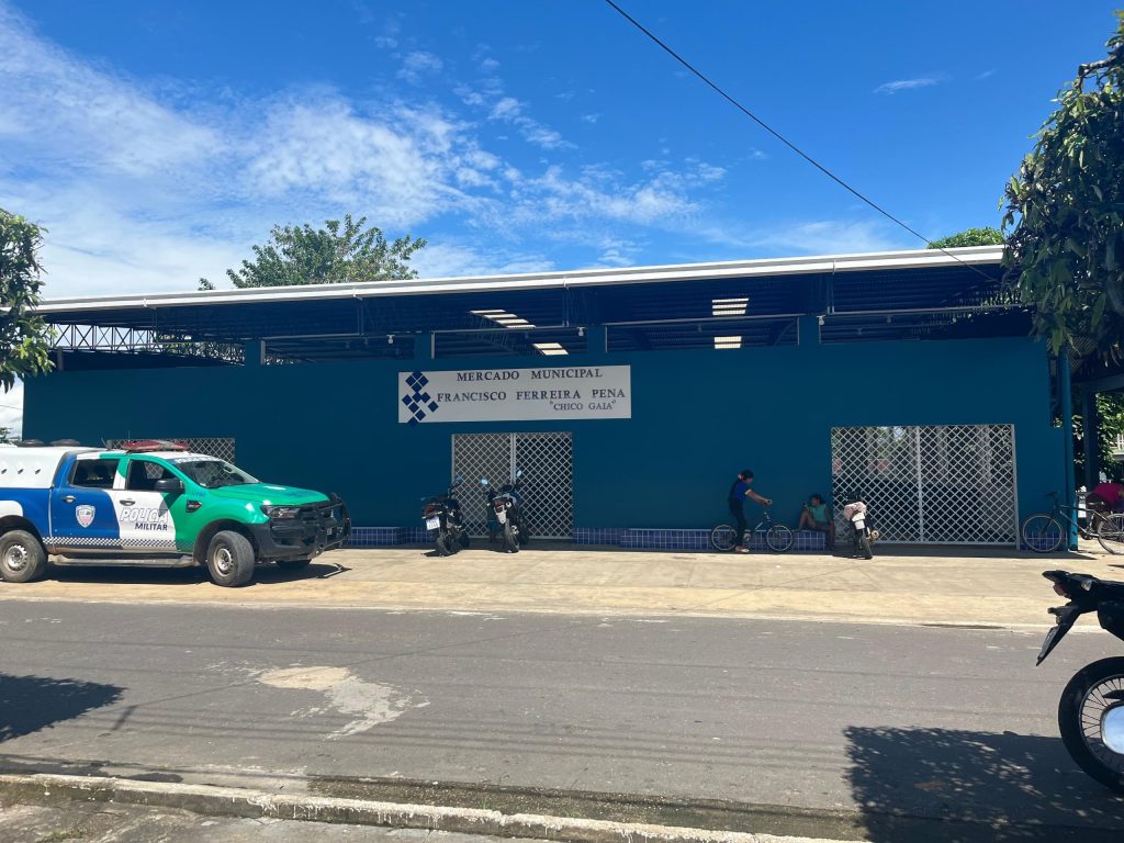 MP-AM acompanha entrega de mercado em Maraã após denúncias de condições insalubres no local provisório