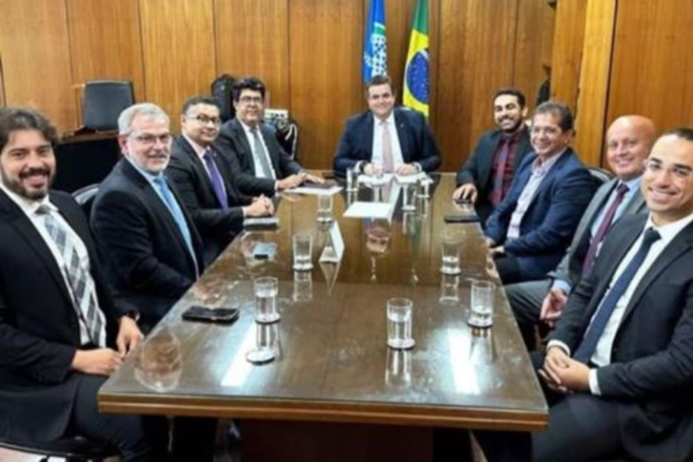 Ministro da Previdência se reuniu com "Careca do INSS" no início do governo Lula