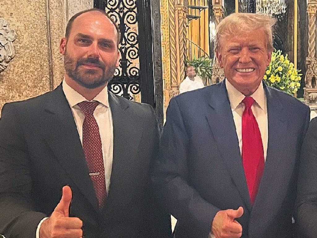 Eduardo Bolsonaro em pronunciamento sobre denúncias contra o TSE ao governo dos Estados Unidos