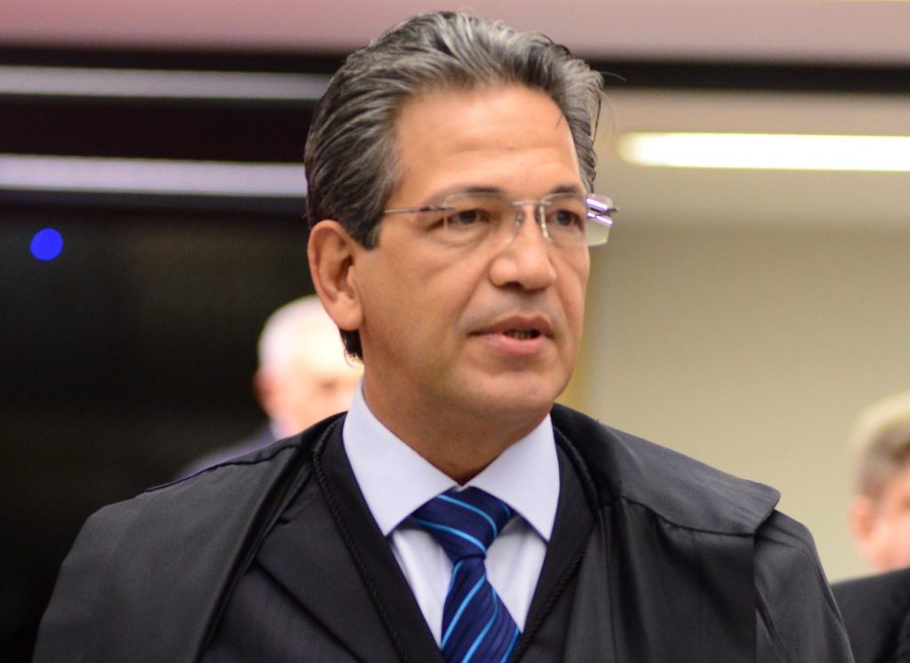 Ministro Mauro Campbell em palestra na Escola de Contas do TCE-AM em Manaus