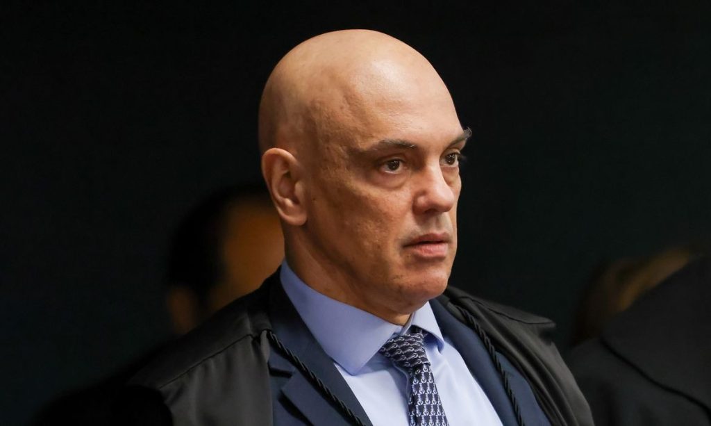 BB nega bloqueio cartões Moraes