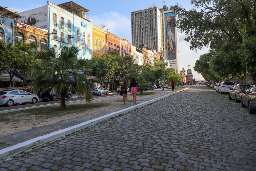 Embarque e desembarque de táxis, mototáxis e aplicativos terão áreas exclusivas no #SouManaus 2025