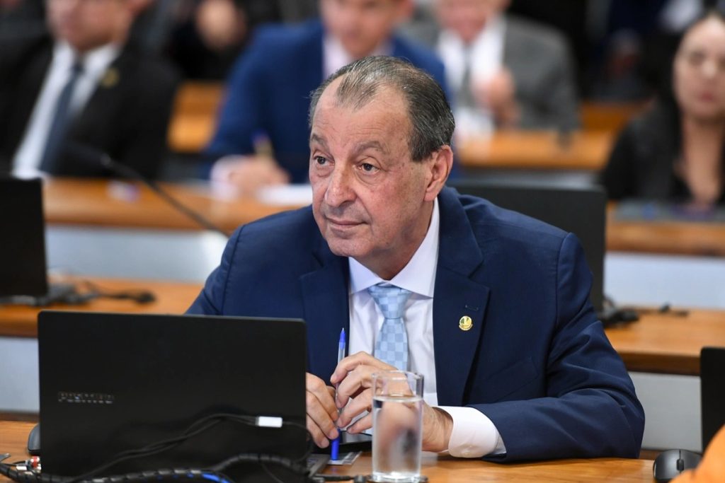 omar aziz cpi adultização