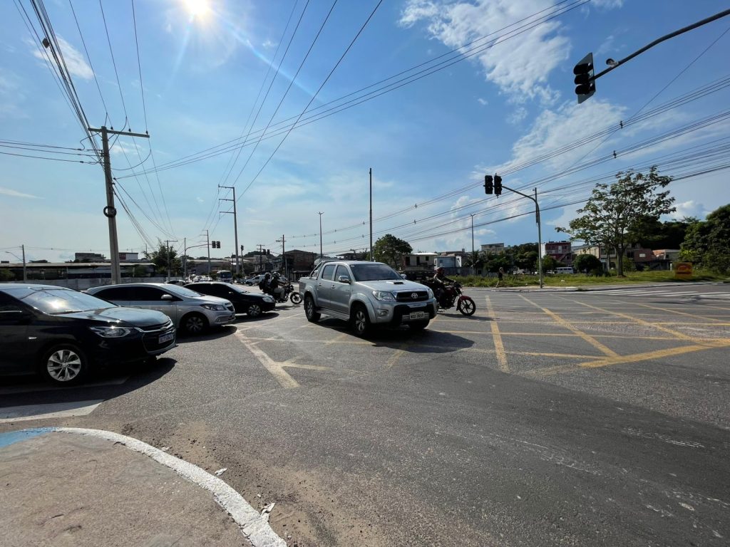 avenida silves manaus trânsito alterado