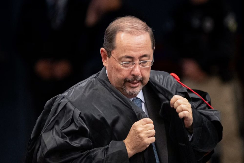 Defesa diz que Bolsonaro não participou de golpe e acusa PGR de se basear em “delator mentiroso”