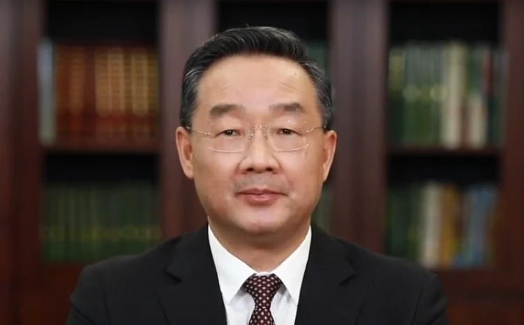 Ex-ministro chinês é condenado à morte por receber mais de R$ 200 milhões em propina