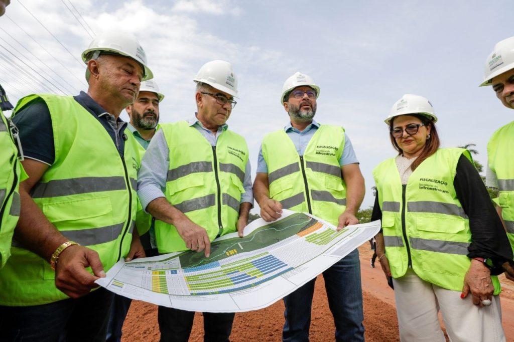 Governador Wilson Lima vistoria obras e destaca investimentos de R$ 257 milhões para infraestrutura em Novo Airão