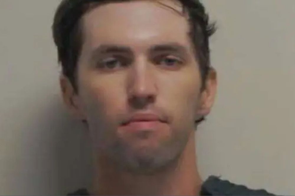 Polícia identifica Tyler Robinson como assassino de Charlie Kirk nos EUA