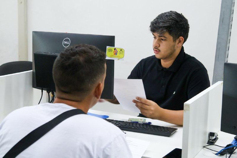 Vagas de emprego disponíveis no SINE Manaus com diversas oportunidades para diferentes áreas