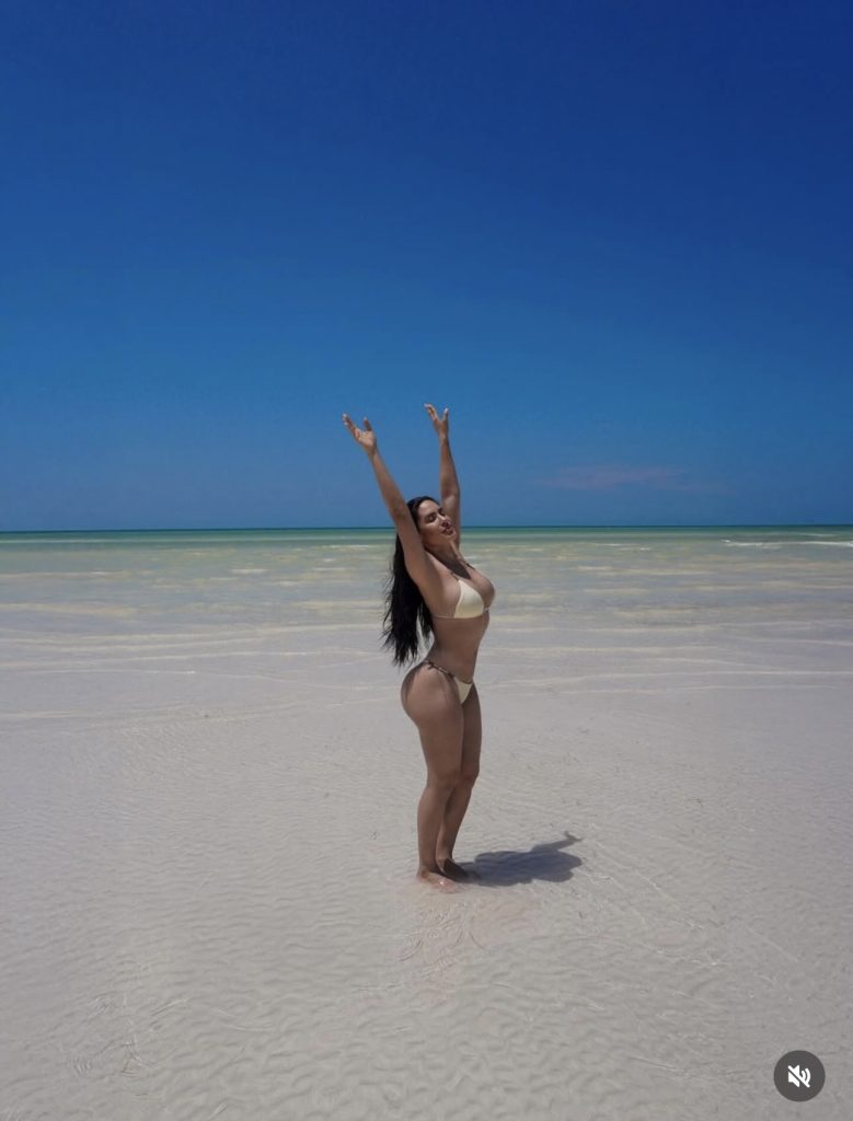 Isabelle Nogueira curte miniférias em ilha paradisíaca no México e encanta seguidores com fotos de biquíni: "gostosa"