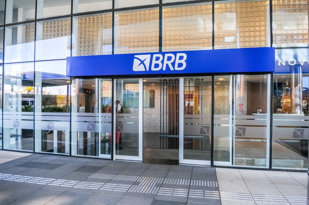 Gerente sênior do banco BRB é investigado por desviar R$ 600 mil e lavar dinheiro