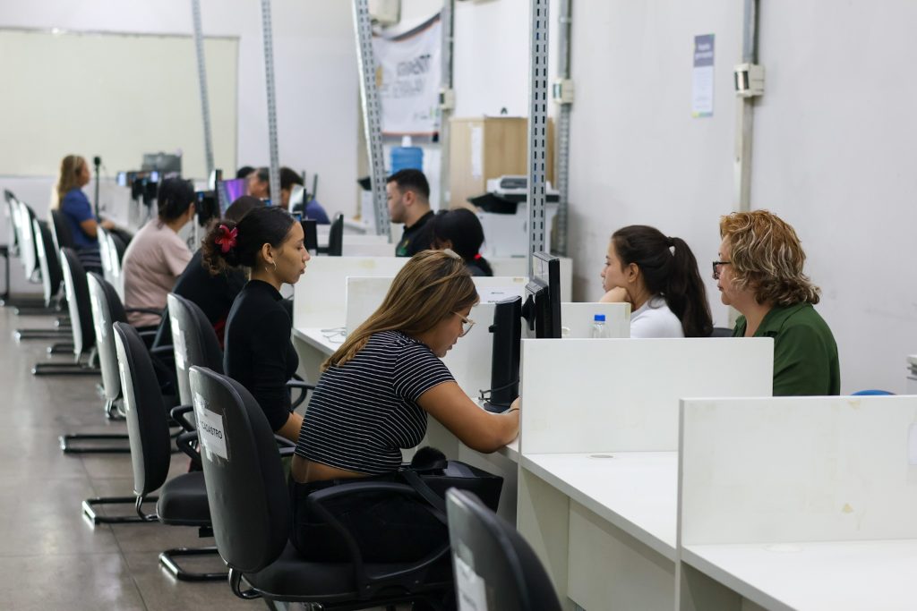 Sine Amazonas anuncia 143 vagas de emprego para esta quarta (15)