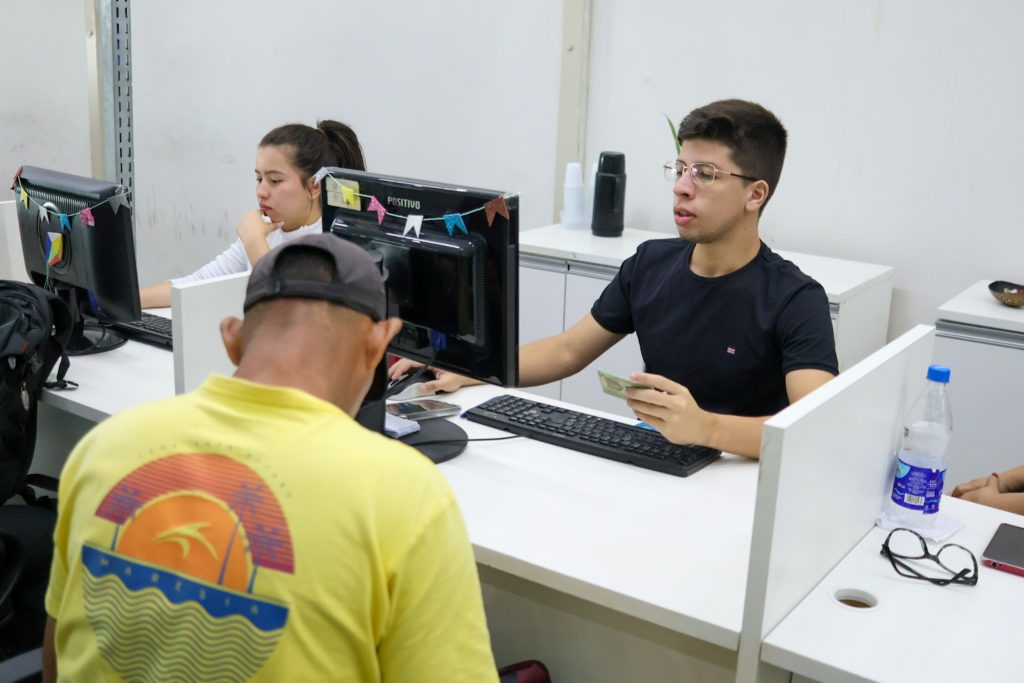 foto de divulgação sobre vagas de emprego em manaus