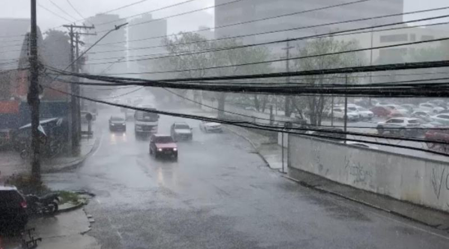 foto de alagamento em manaus