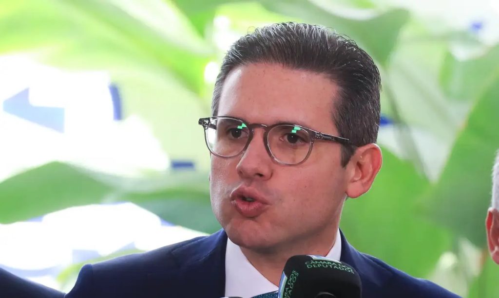 Imagem do programa Gás do Povo com botijão de gás para famílias de baixa renda
