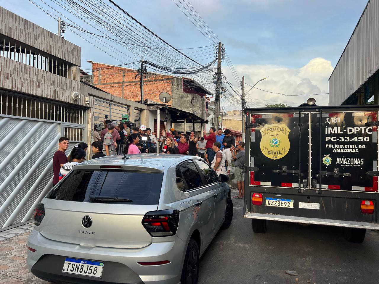 Imagem da cena do crime em Cachoeirinha, Manaus