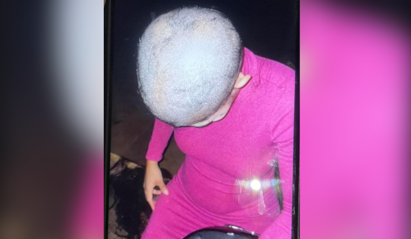 Jovem tem o cabelo raspado após agredir adolescente e acusá-la injustamente de roubo de celular em Parintins