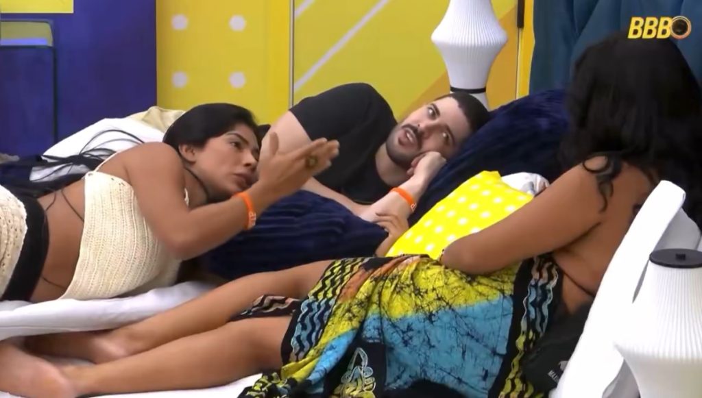 imagem de marciele albuquerque e maxiane discutindo estratégia do bbb26