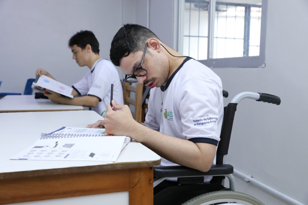 Matrículas 2026: prazo para transferência e novas matrículas de alunos com deficiência começa nesta segunda no AM