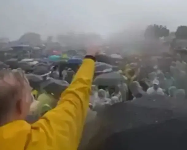 mulher ferida por raio durante manifestação no distrito federal