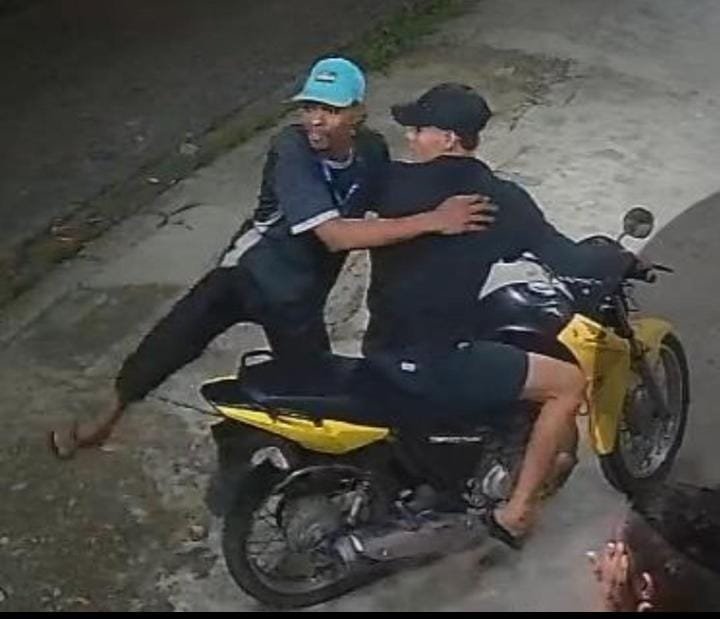 Mulheres são assaltadas enquanto aguardavam ônibus no bairro Jorge Teixeira em Manaus