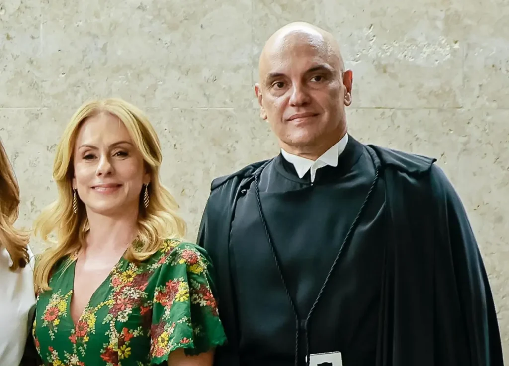 senadores protocolam pedido de quebra de sigilo de viviane barci de moraes